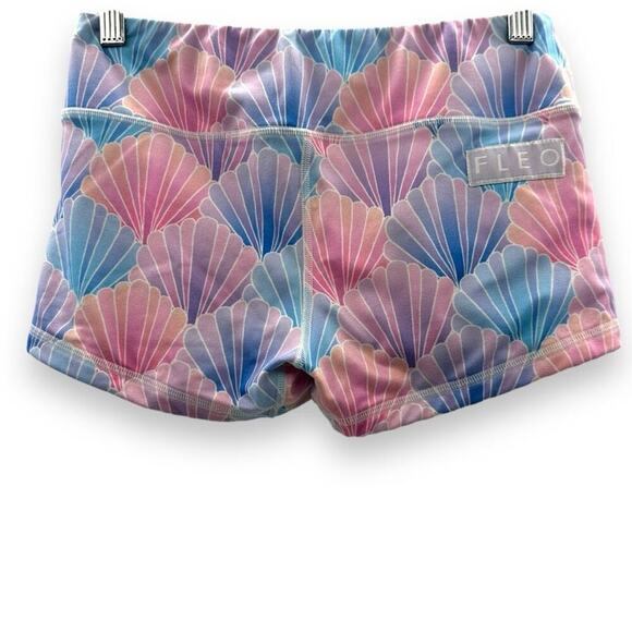 Fleo Pink, Blue & Purple Mermaid Shell Print Low Rise Activewear Shorts Sz S - Picture 2 of 9
